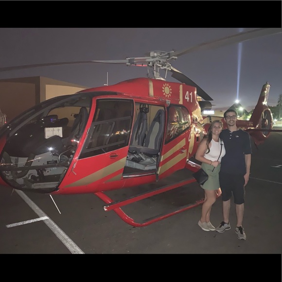 Meet your Posher, Nicole - Picture 1 of 1